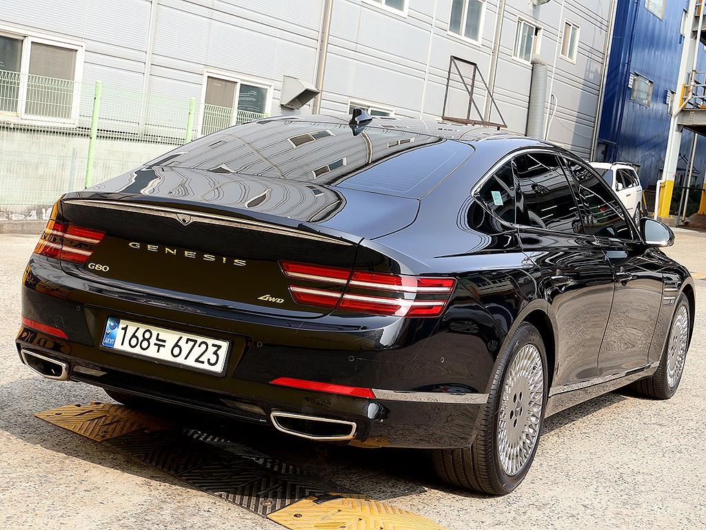 Genesis G80 - Vista 7