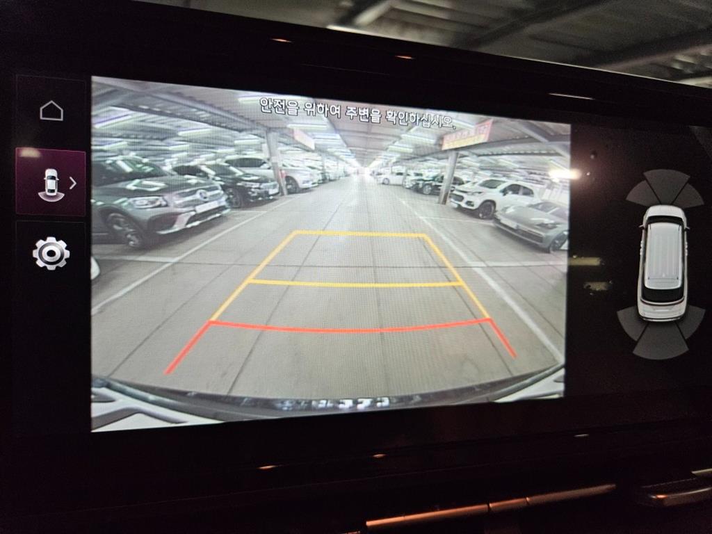 KIA Carnival - Vista 9