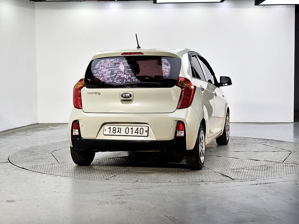 KIA Morning - Vista 3