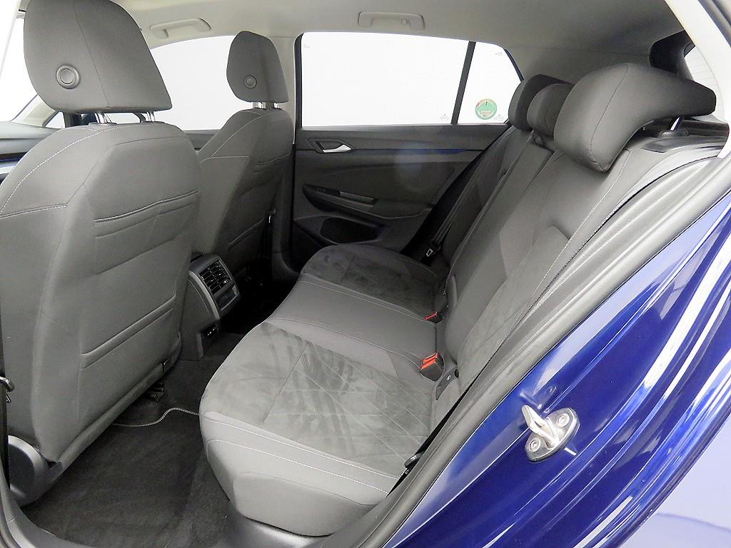 Volkswagen Golf - Vista 7