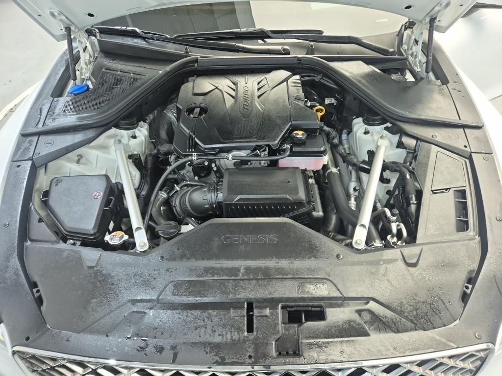 Genesis G80 - Vista 6