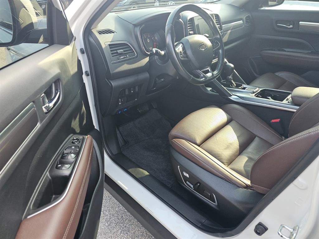 SAMSUNG QM6 - Vista 8