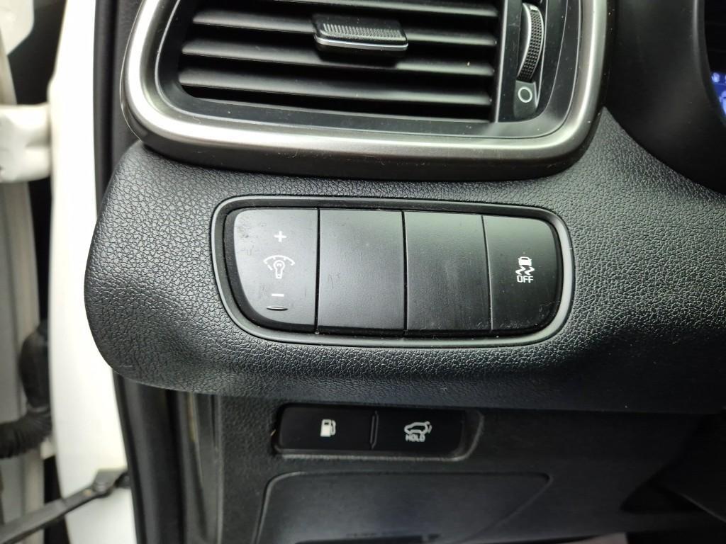 KIA Sorento 2018 Blanco - Importación desde Corea - HF Imports Iquique - Foto 18