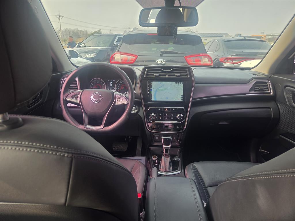 Ssangyong Tivoli - Vista 9