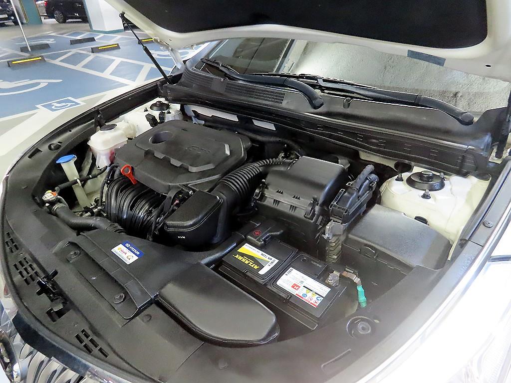 HYUNDAI Grandeur 2016 Blanco - Importación desde Corea - HF Imports Iquique - Foto 19