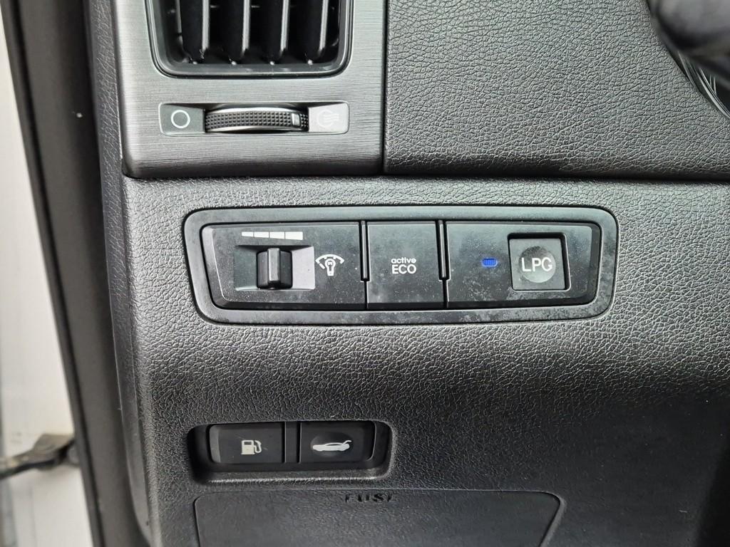 HYUNDAI Sonata 2012 Blanco - Importación desde Corea - HF Imports Iquique - Foto 13