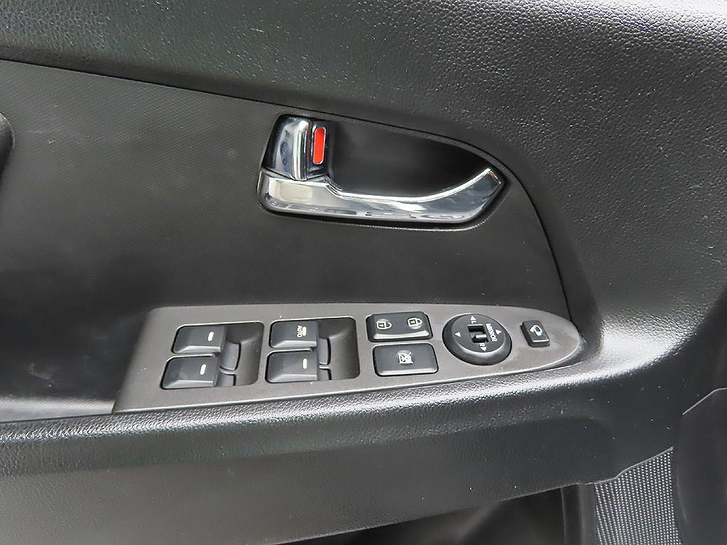 KIA Sportage 2013 Blanco - Importación desde Corea - HF Imports Iquique - Foto 12