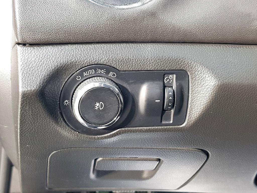 Chevrolet Cruise 2014 Negro - Importación desde Corea - HF Imports Iquique - Foto 13