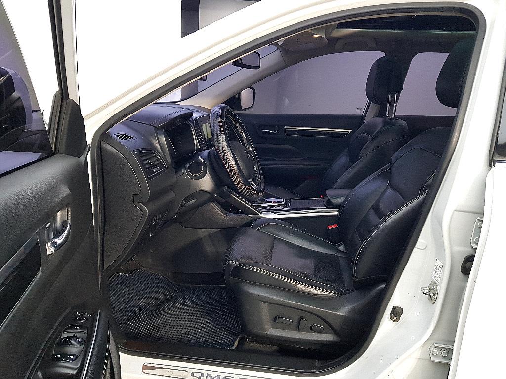 SAMSUNG QM6 - Vista 8