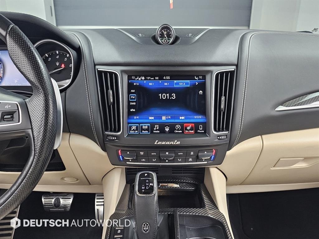 Maserati Levante - Vista 12