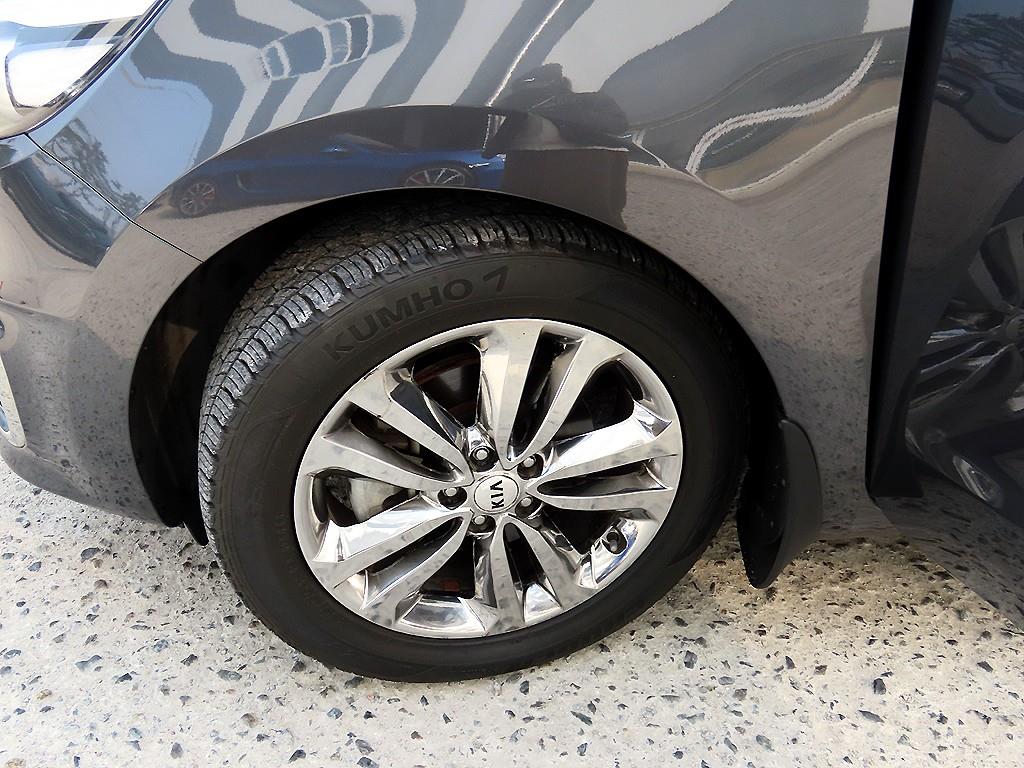 KIA Carnival 2018 Gris - Importación desde Corea - HF Imports Iquique - Foto 20