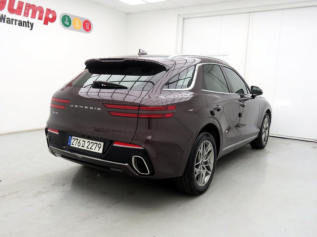 Genesis GV70 - Vista 4