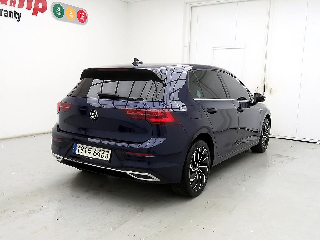 Volkswagen Golf - Vista 4