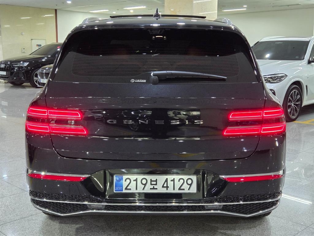 Genesis GV80 - Vista 4