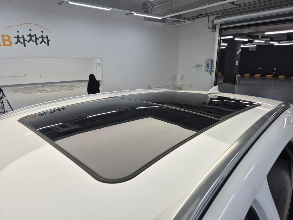 Genesis GV70 2024 Blanco - Importación desde Corea - HF Imports Iquique - Foto 19