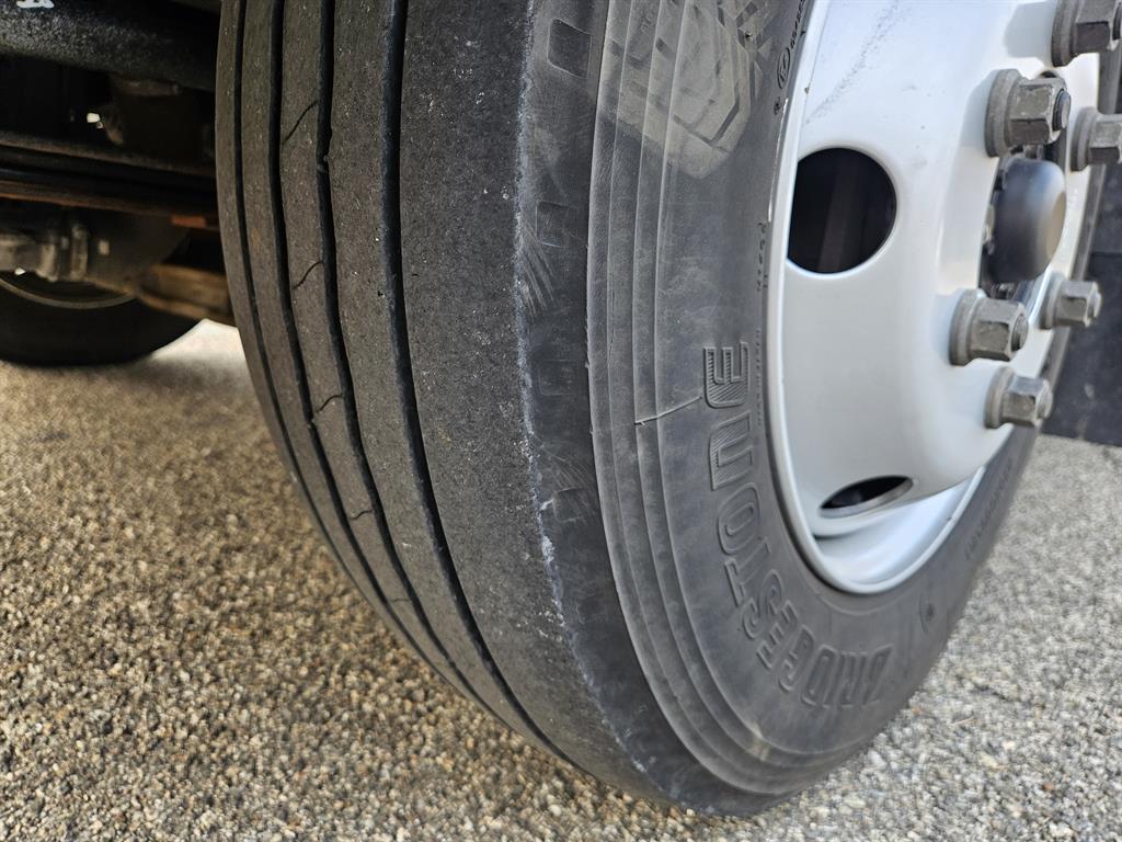 medium and large cargo truck 2024 Blanco - Importación desde Corea - HF Imports Iquique - Foto 19