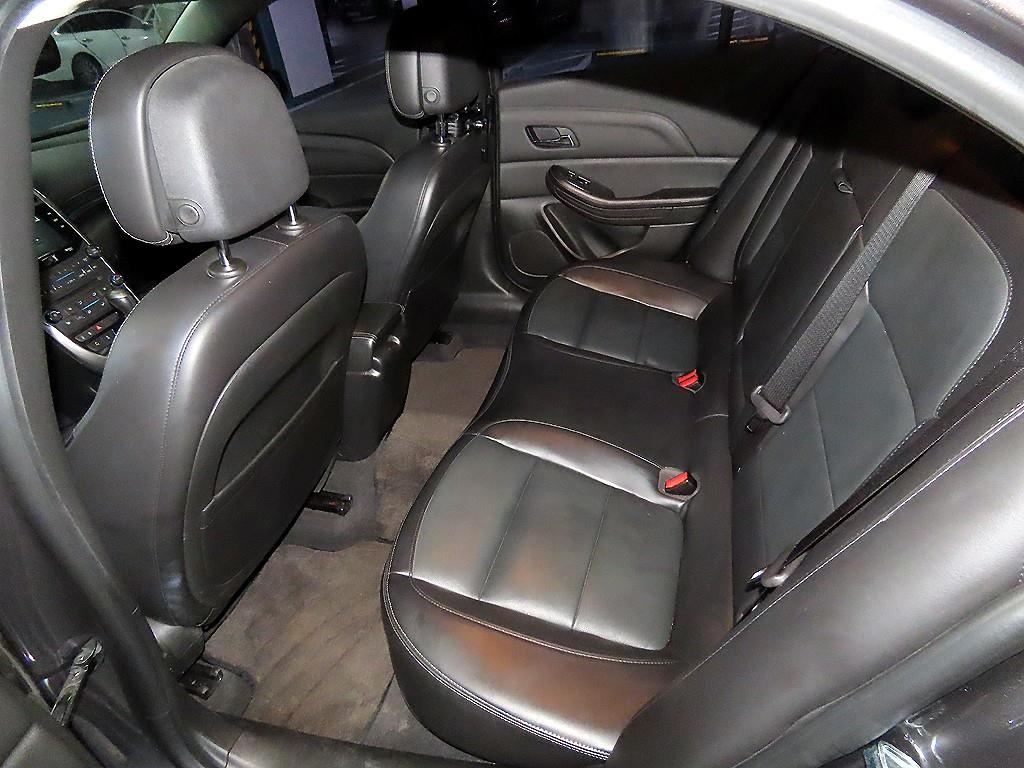 Chevrolet Malibu - Vista 7