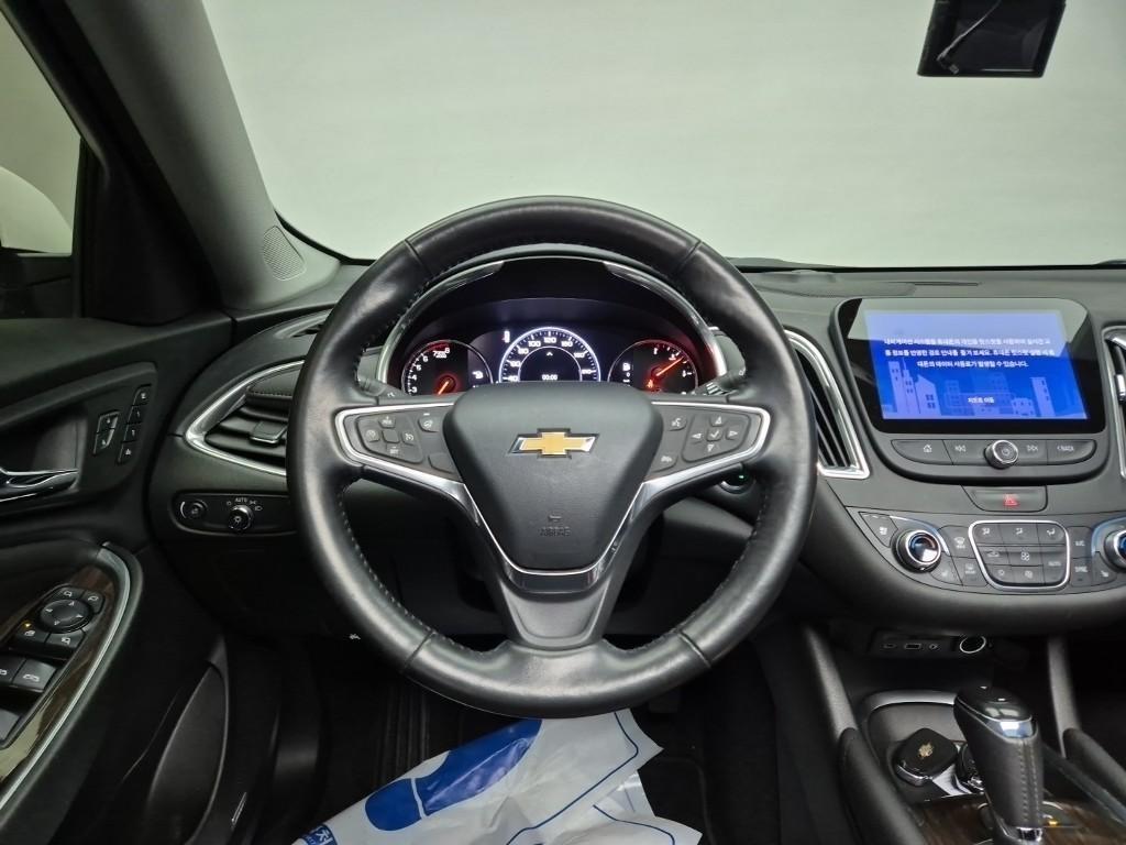 Chevrolet Malibu - Vista 9