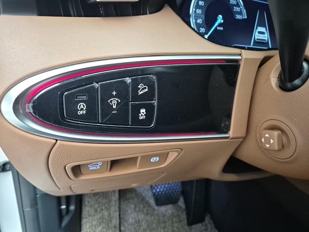 Genesis GV70 2023 Blanco - Importación desde Corea - HF Imports Iquique - Foto 18