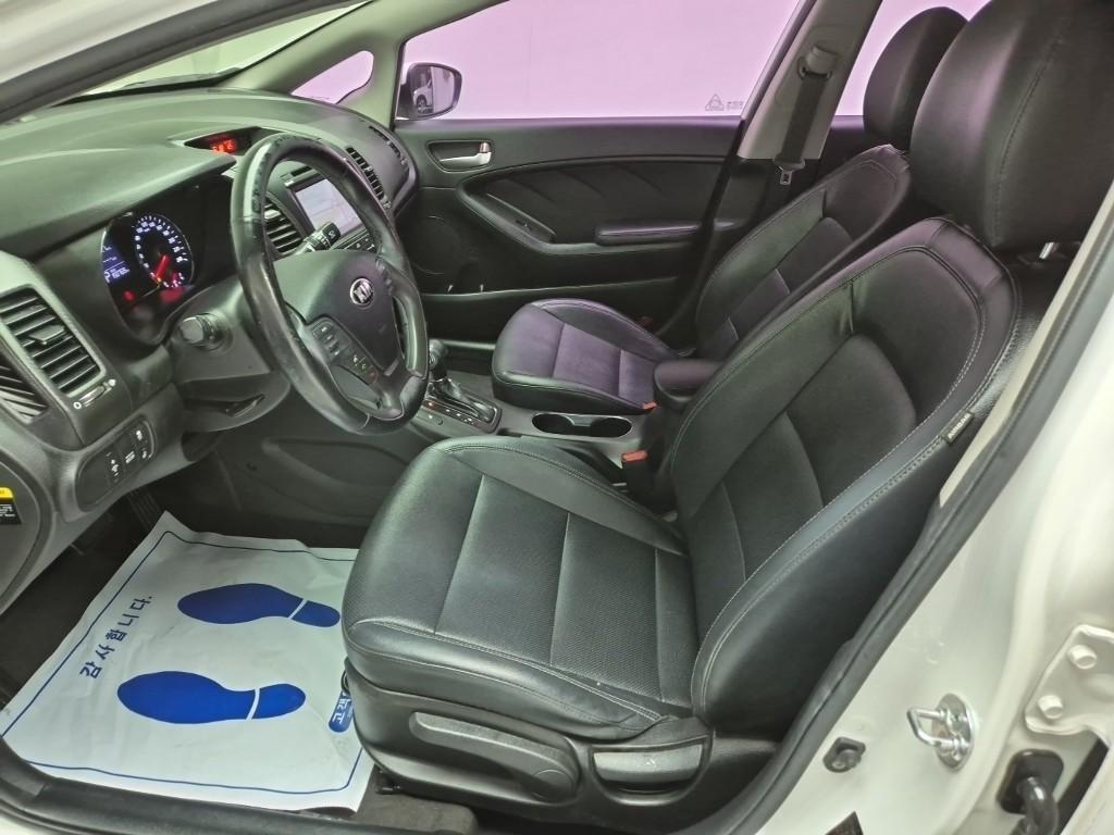 KIA K3 2015 Blanco - Importación desde Corea - HF Imports Iquique - Foto 17