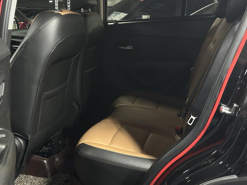 Chevrolet Trax - Vista 9