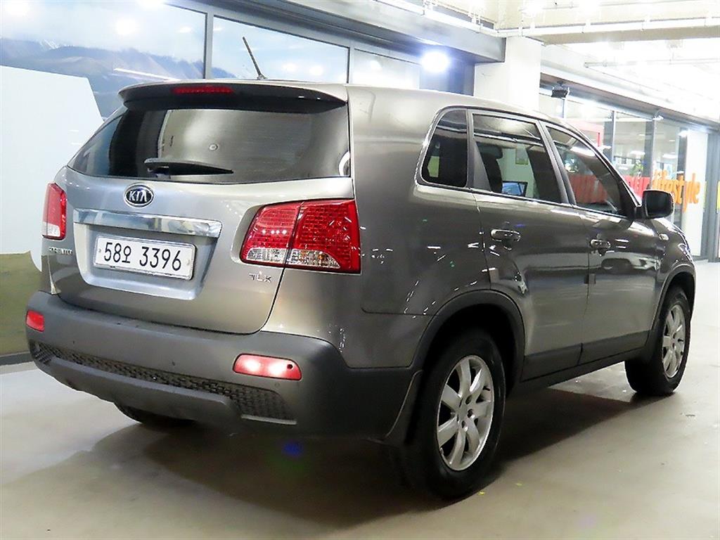KIA Sorento - Vista 4