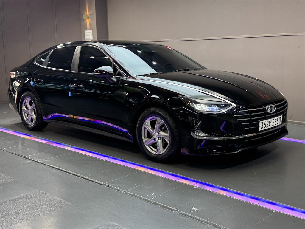 HYUNDAI Sonata - Vista 2