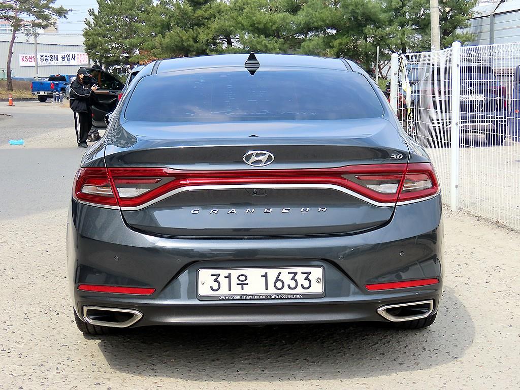 HYUNDAI Grandeur - Vista 4
