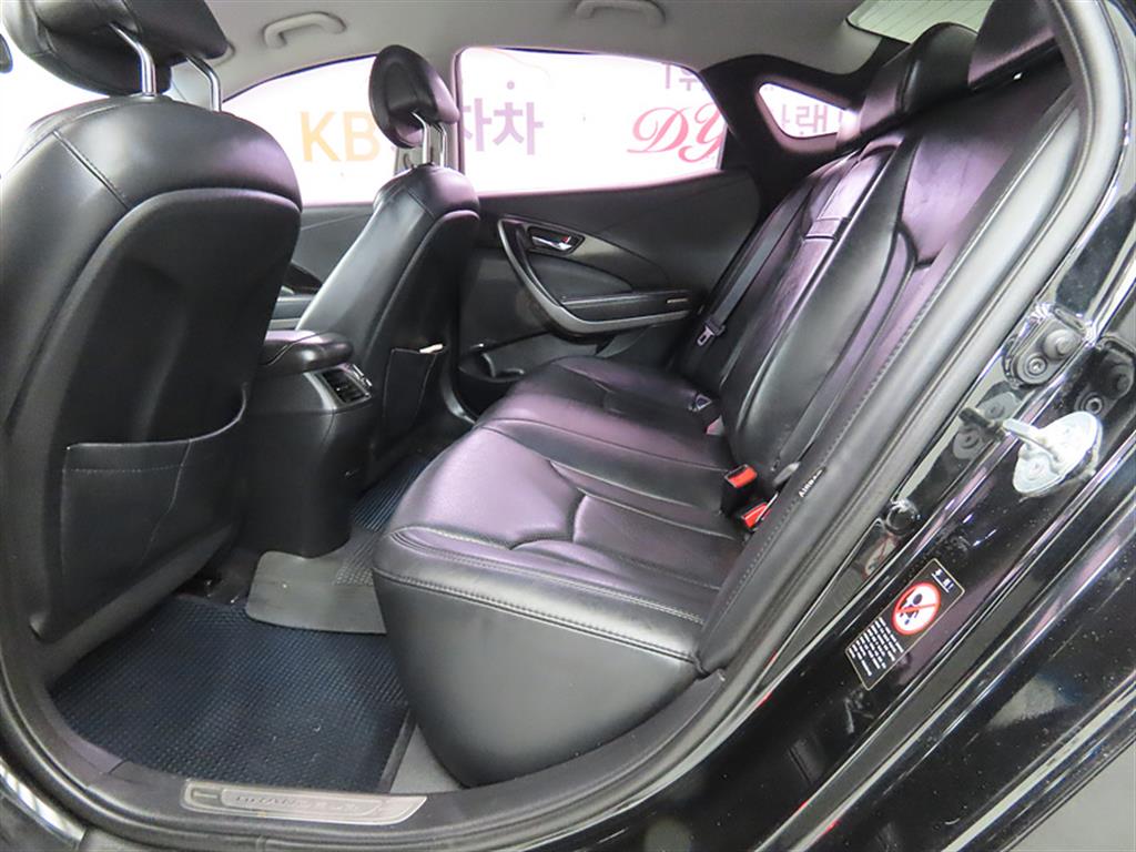 HYUNDAI Grandeur - Vista 6