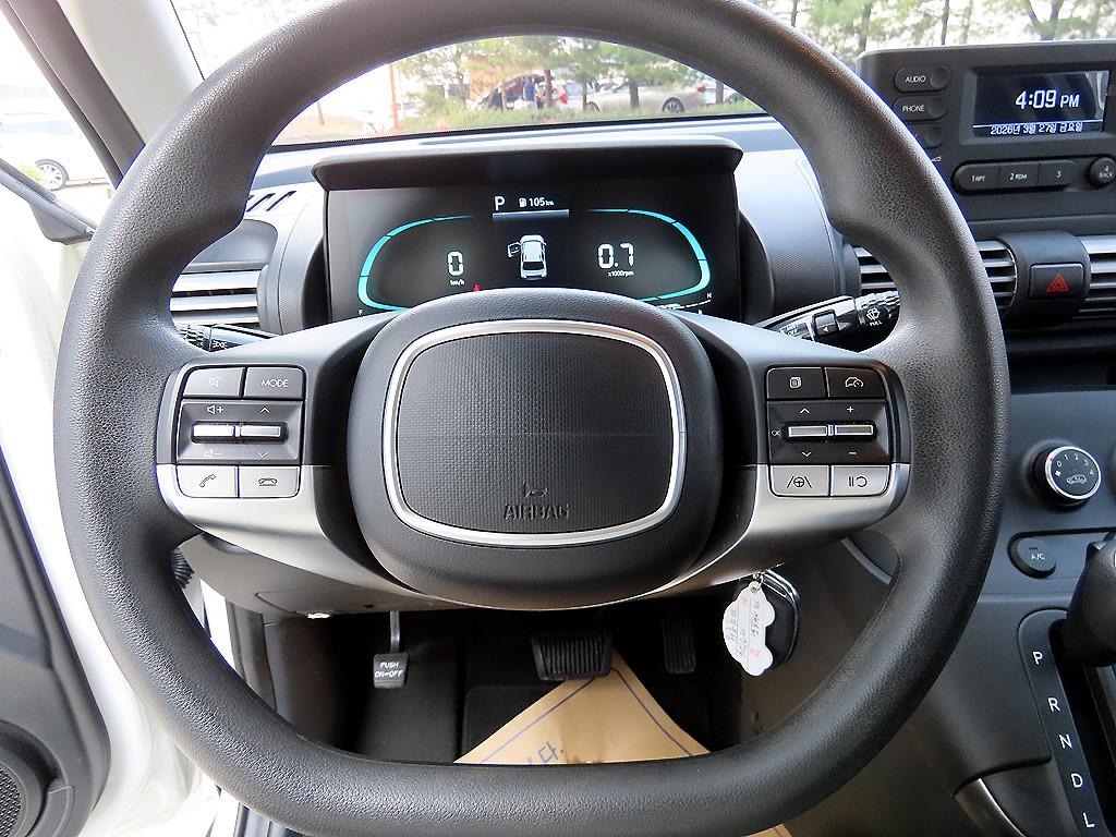 HYUNDAI Casper - Vista 8