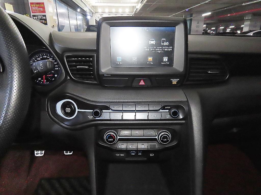 HYUNDAI Veloster - Vista 11