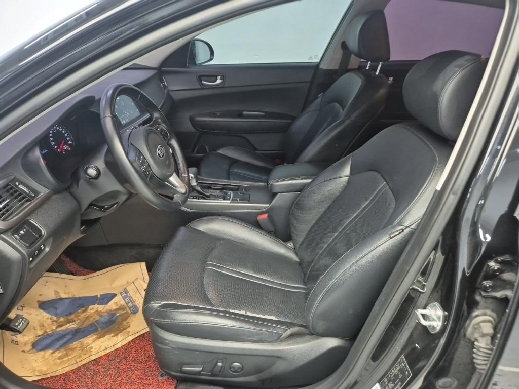 KIA K5 2018 Negro - Importación desde Corea - HF Imports Iquique - Foto 18