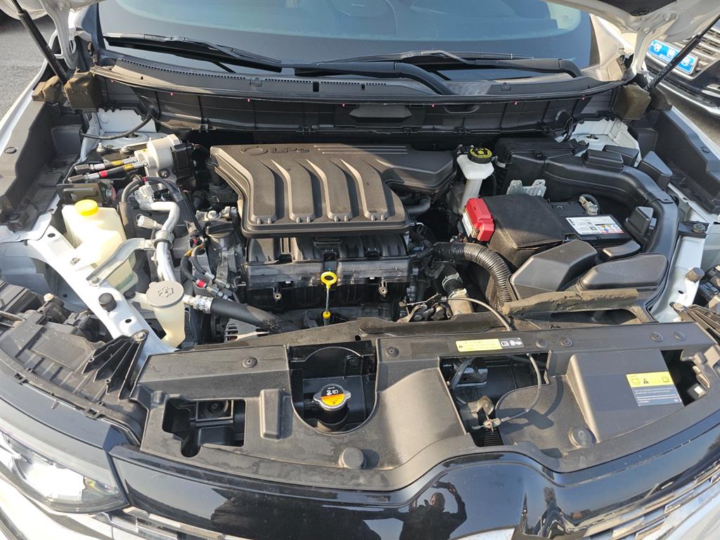 SAMSUNG QM6 - Vista 5