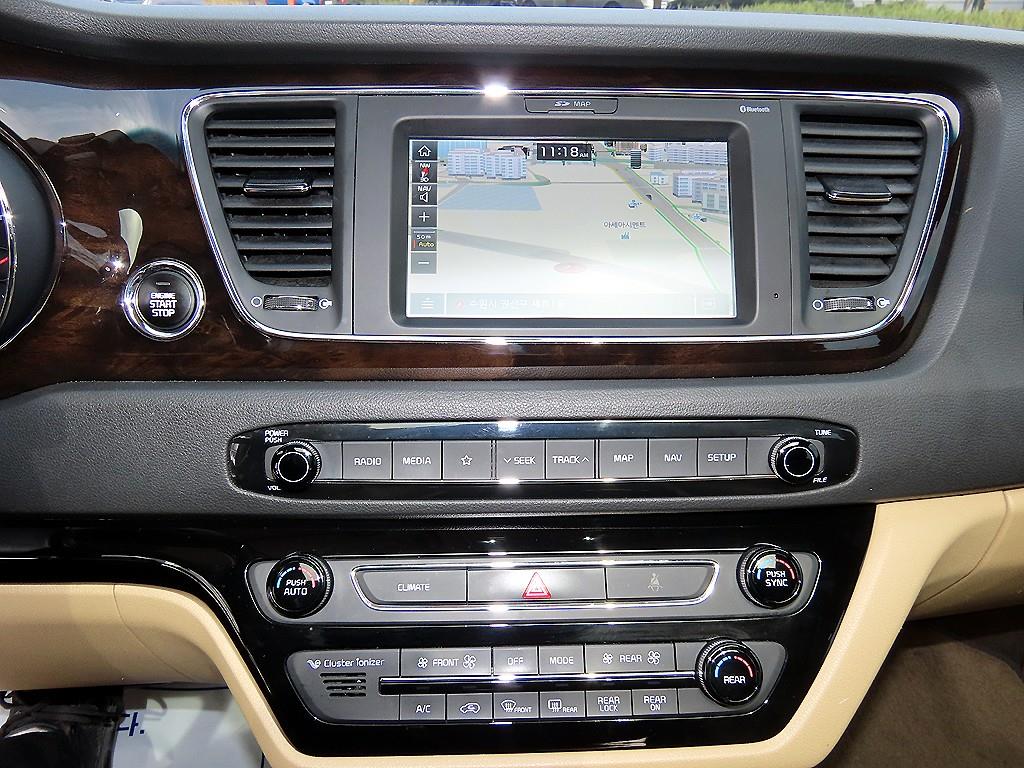 KIA Carnival 2019 Negro - Importación desde Corea - HF Imports Iquique - Foto 13