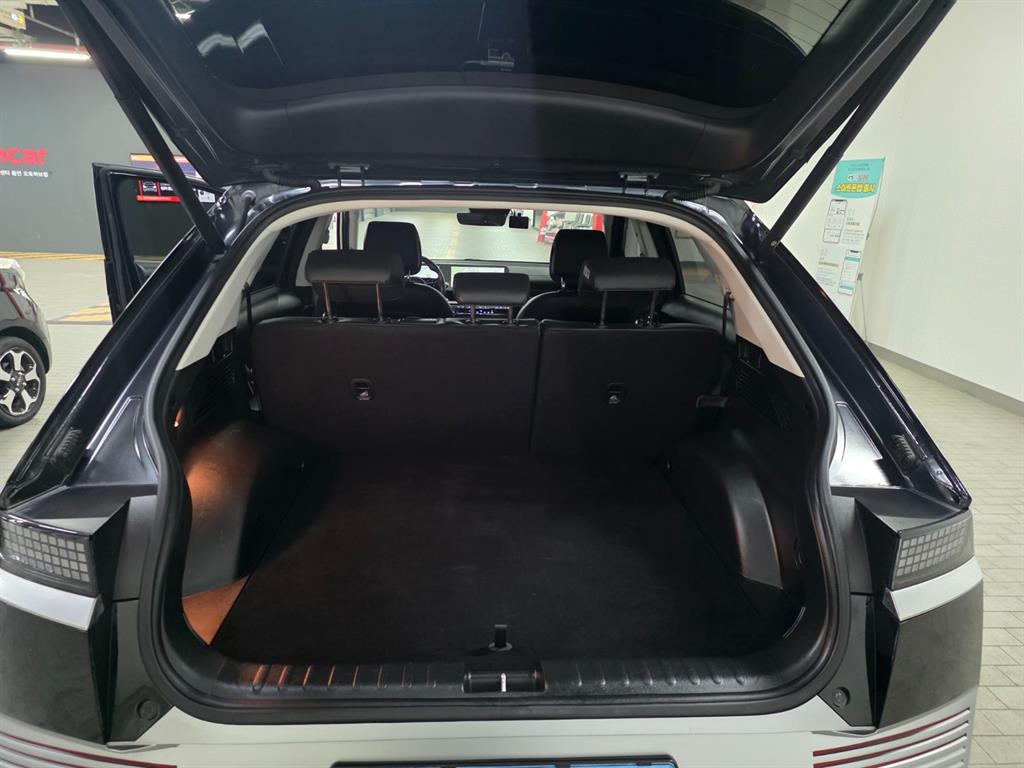 HYUNDAI Ioniq 5 - Vista 12