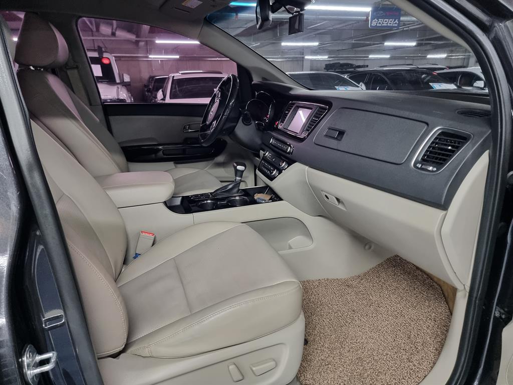 KIA Carnival 2020 Gris - Importación desde Corea - HF Imports Iquique - Foto 16