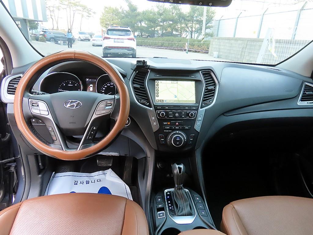 HYUNDAI Santa Fe - Vista 7