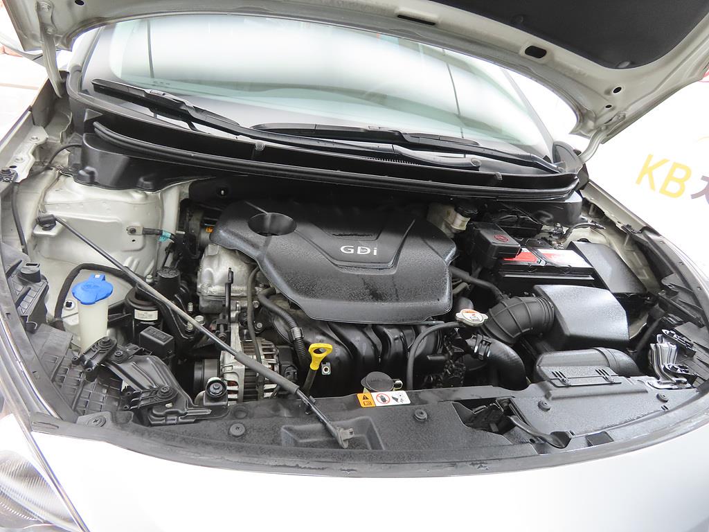 HYUNDAI i30 2012 Plateado - Importación desde Corea - HF Imports Iquique - Foto 19