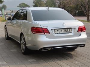 Mercedes Benz E class - Vista 8