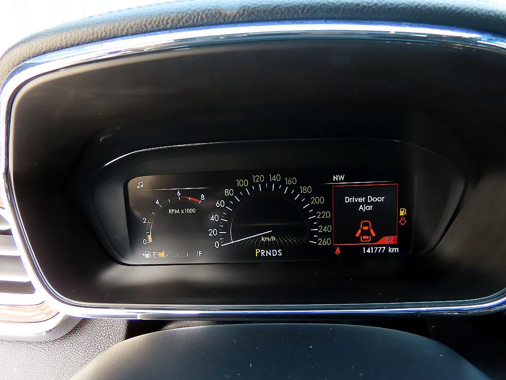 Lincoln Continental - Vista 9