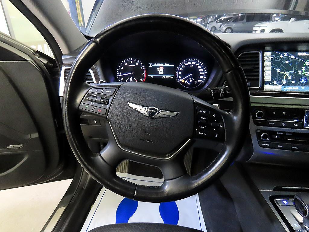 Genesis G80 - Vista 8