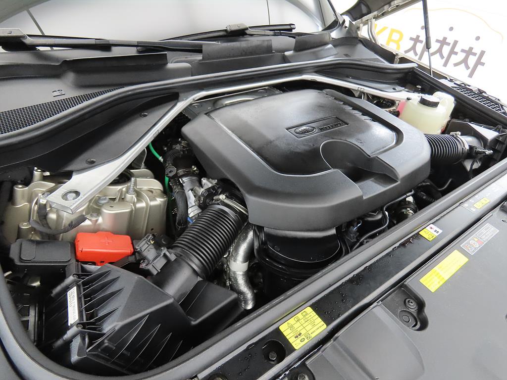 Land Rover Range Rover 2024 Gold color - Importación desde Corea - HF Imports Iquique - Foto 19