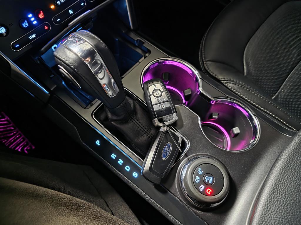 Ford Explorer - Vista 10