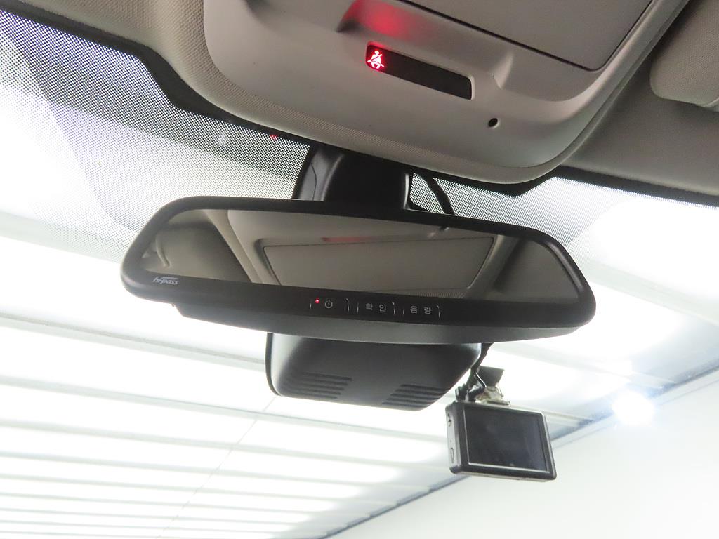 SAMSUNG QM6 - Vista 12