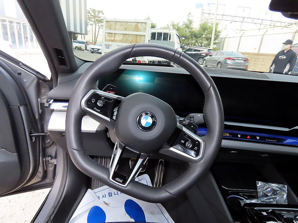 BMW 5 Series - Vista 8