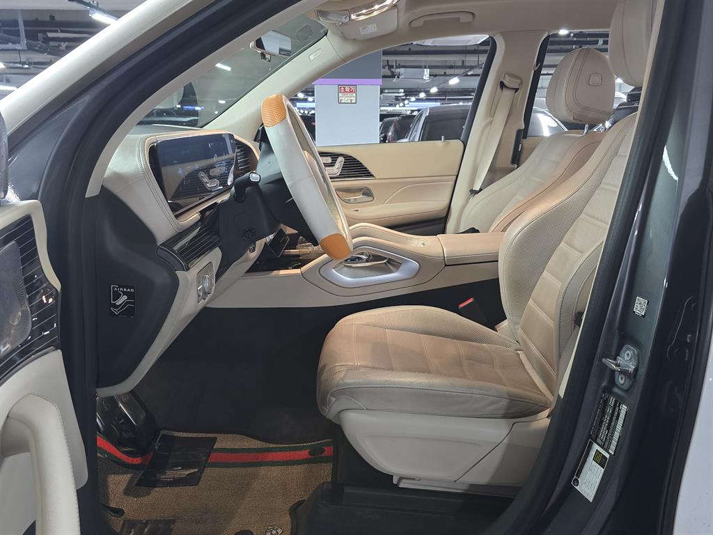 Mercedes Benz GLS Class - Vista 7