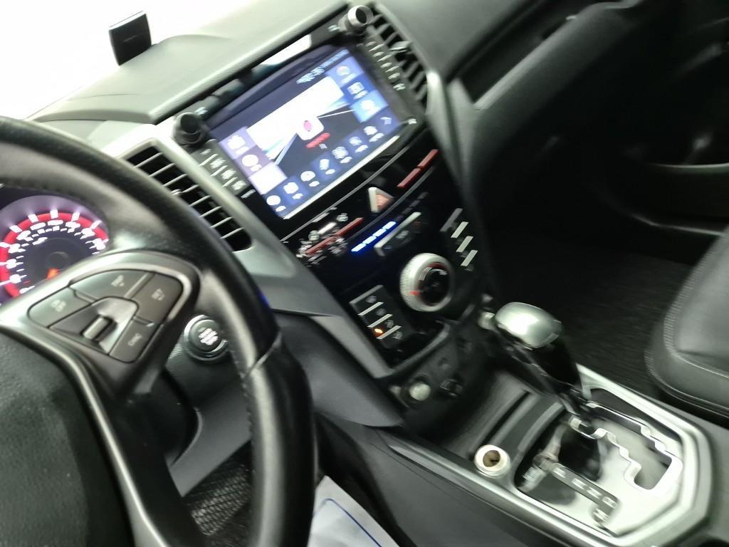 Ssangyong Tivoli - Vista 10