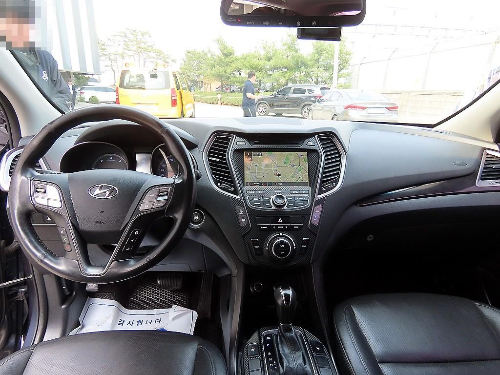 HYUNDAI Santa Fe - Vista 7