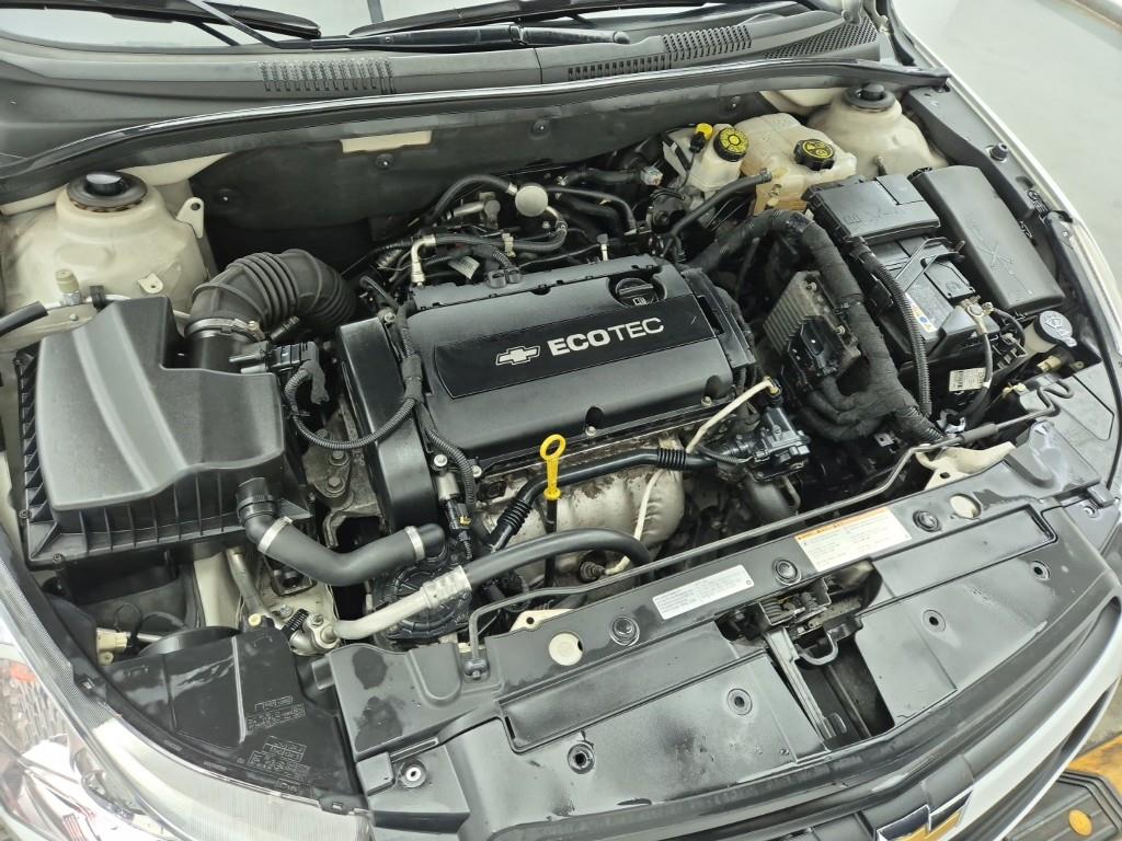 Chevrolet Cruise - Vista 6