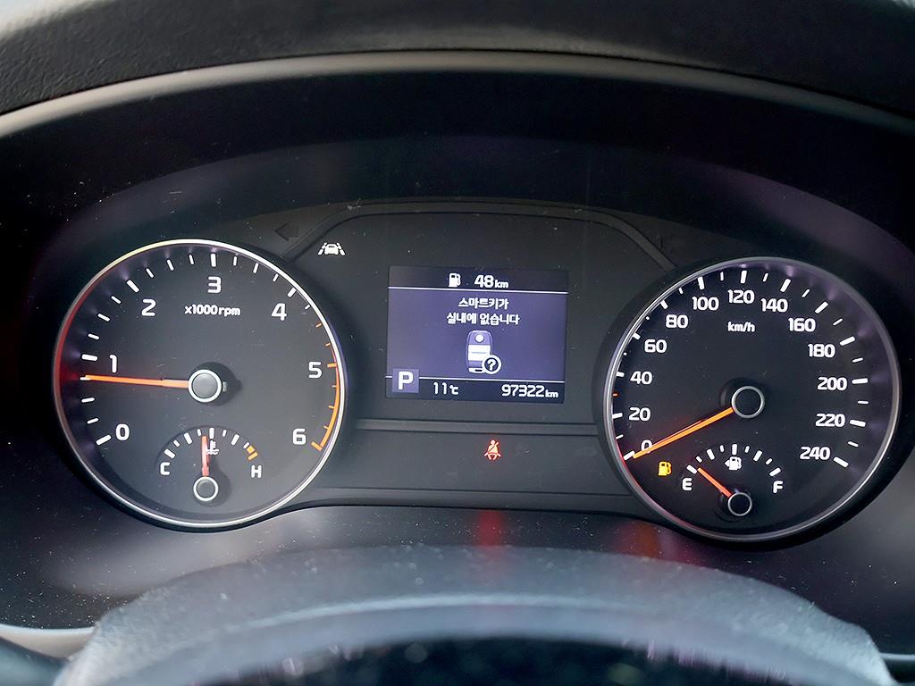 KIA Sportage - Vista 11